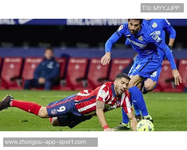 菲尔克鲁格打入制胜球终结进球荒荣膺米兰全场最佳表现